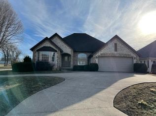 1709 Waters Edge Ct, Joplin, MO 64801