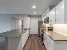 Shoal Creek Apartments