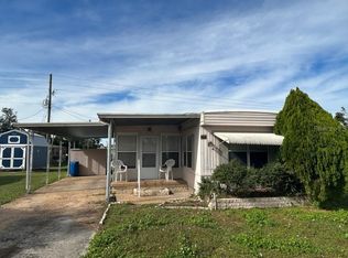 5241 Portland Dr, Zephyrhills, FL 33542