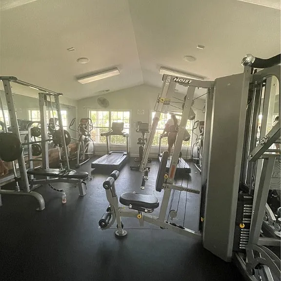 6 Timber Crest Ct — Photo 18