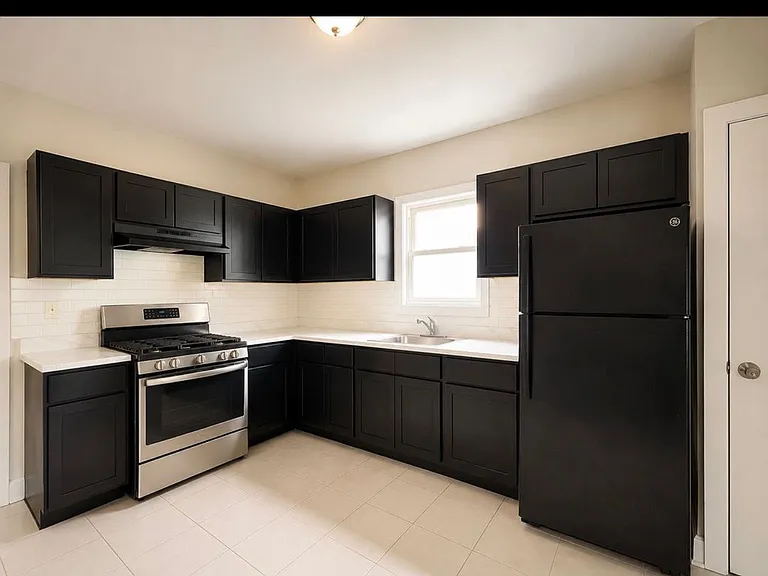 86 Willoughby St #1F — Photo 1