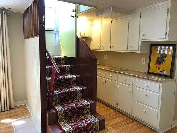 5th image of 836 11th St SW #2