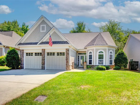 518 Harrison Dr NW, Concord, NC 28027