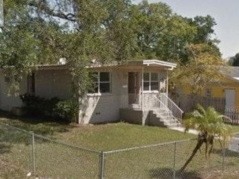 1st image of 775 15th Ave S
