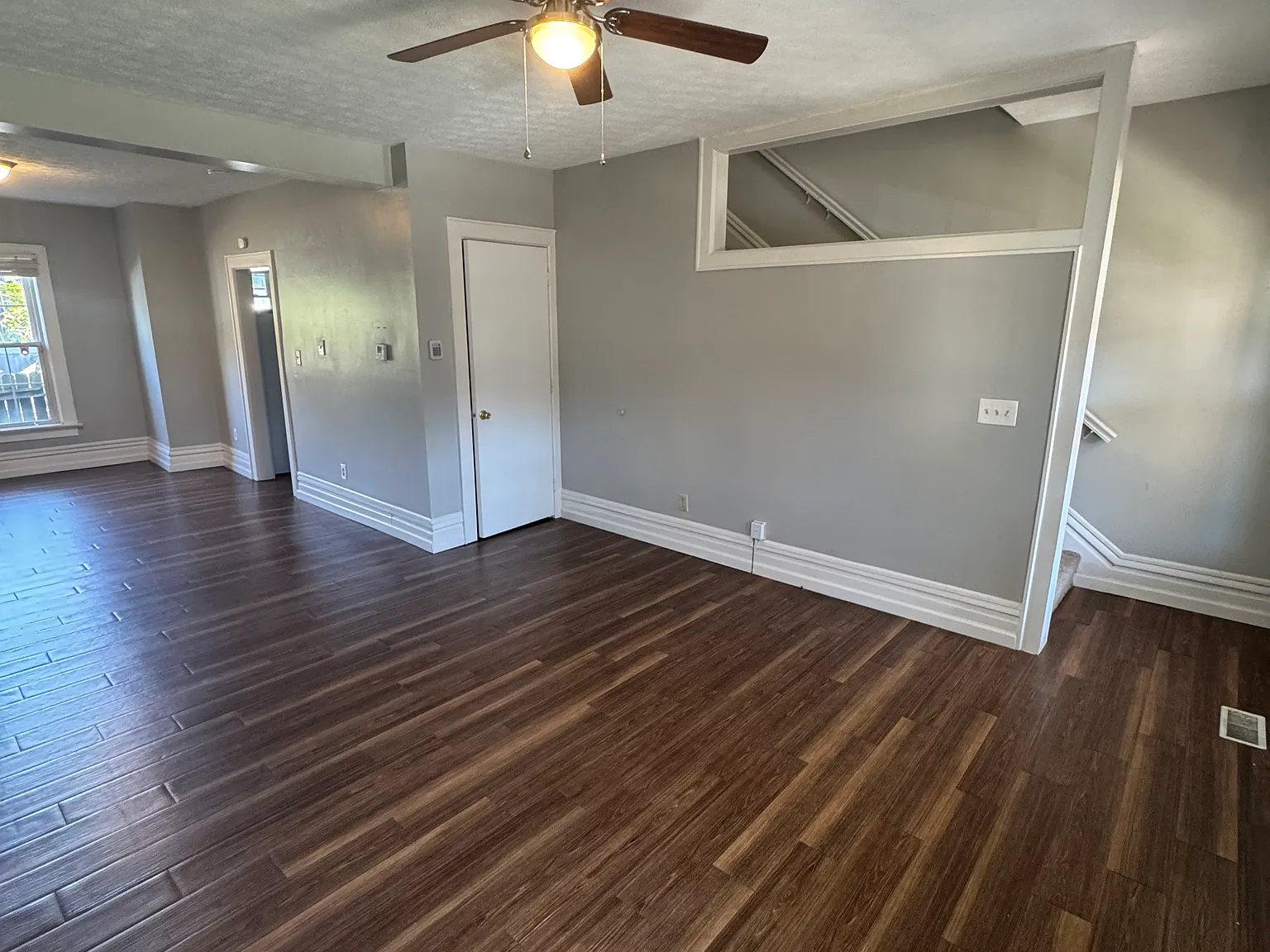 2 bed, 1088 sqft, $1,350 — Photo 2