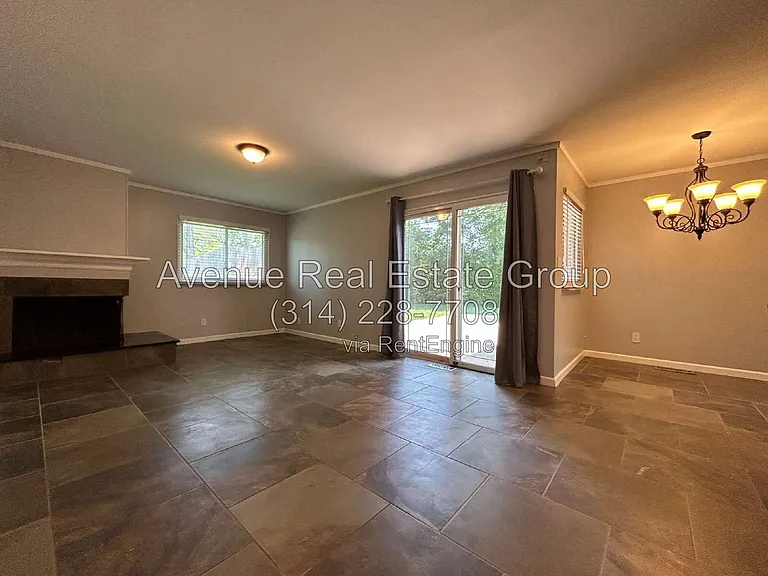 11035 Crimson Dr — Photo 3