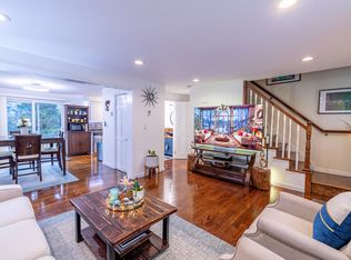33 Northwoods Cir, Woburn, MA 01801