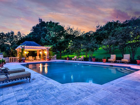 016_Pool Patio Twilight_DASH