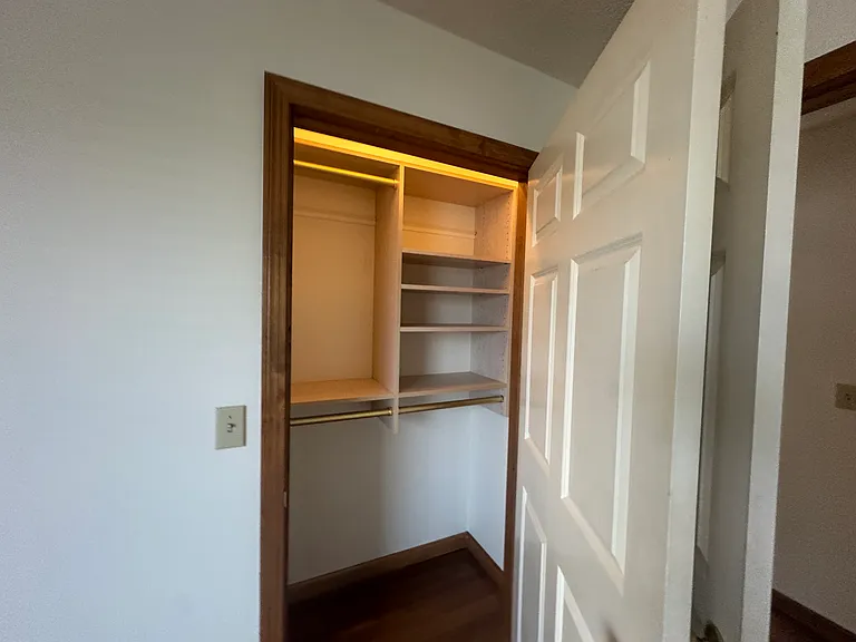 3209 Clement Ave #12 — Photo 5