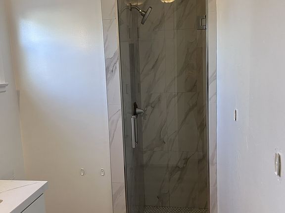 3rd image of 1776 1/2 Anaheim Ave