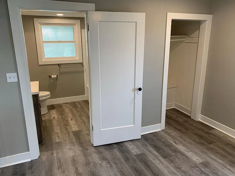 209 N Blue St — Photo 28