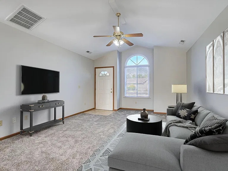 Jefferson Place Villas — Photo 26