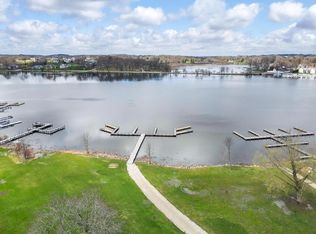 413 Strauss unit 1 Avenue, Green Lake, WI 54941