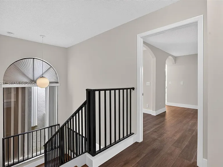 587 NW 38th Ave — Photo 14