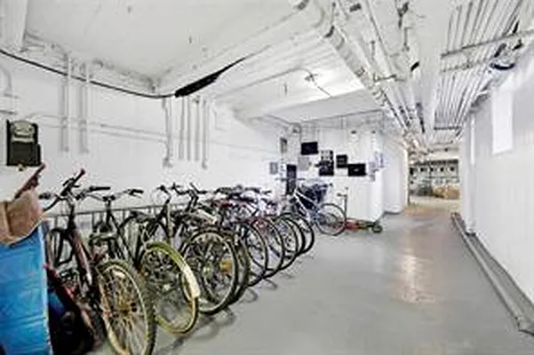 Sold by REMAX Elite | media 42