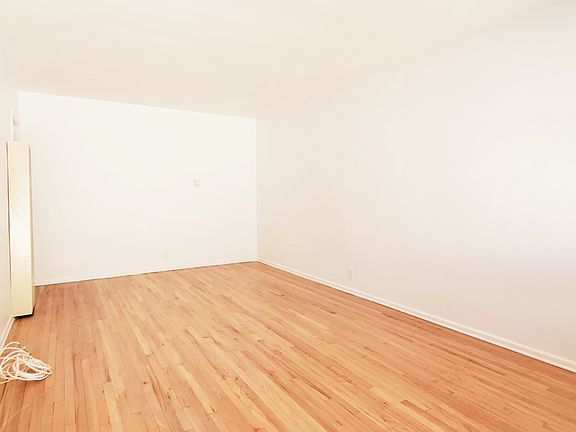 4th image of 2519 Griffith Park Blvd #2519
