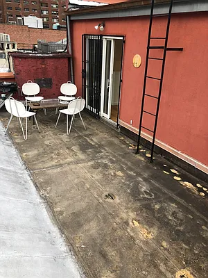 Rented by Eric Goodman Realty Corp | media 10