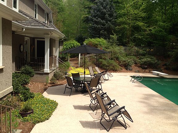 4th image of 2405 Deer Track Ln