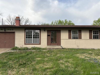 2126 Aristocrat Dr, Florissant, MO, 63031