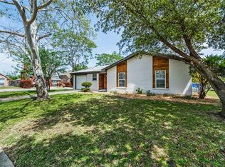 3830 Lisa Dr, Rowlett, TX 75088