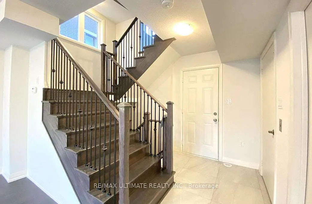3 bed, $4,500 — Photo 4