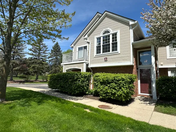 6477 Shetland Ct, Shelby Township, MI 48316