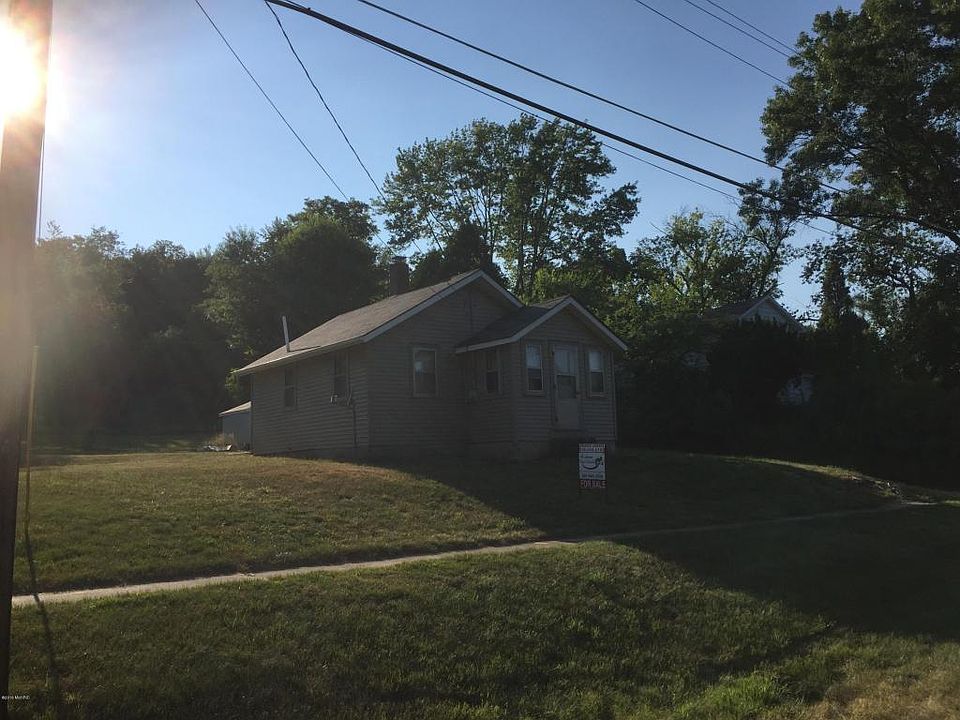 2nd image of 1612 S Jefferson St