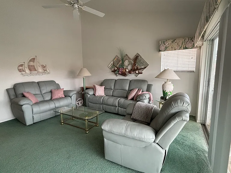582 Windsor Sq #201 — Photo 29