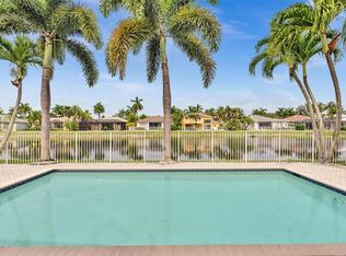 18579 Harbor Light Way, Boca Raton, FL 33498