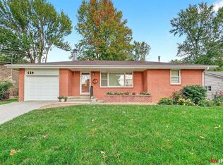 630 Skyway Rd, Lincoln, NE 68505