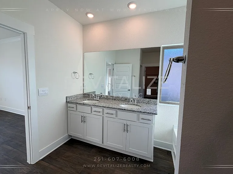 14913 Dayton Cir — Photo 25