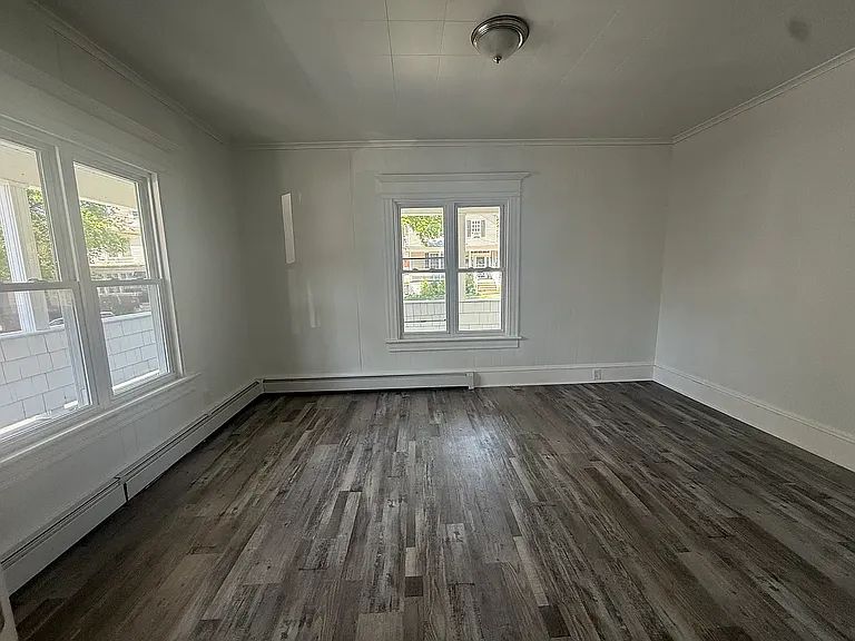 88 7th Ave #1 — Photo 3
