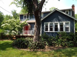 8381 East Rd, Three Oaks, MI 49128