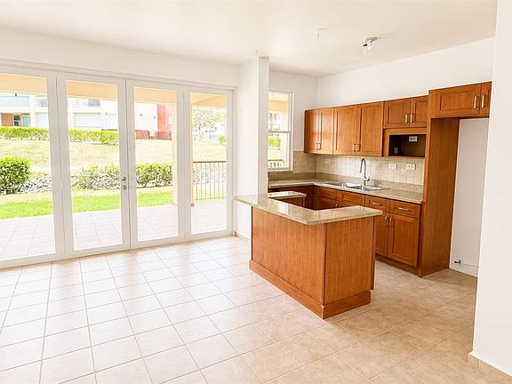 4th image of A-46 PALMAS DR #1