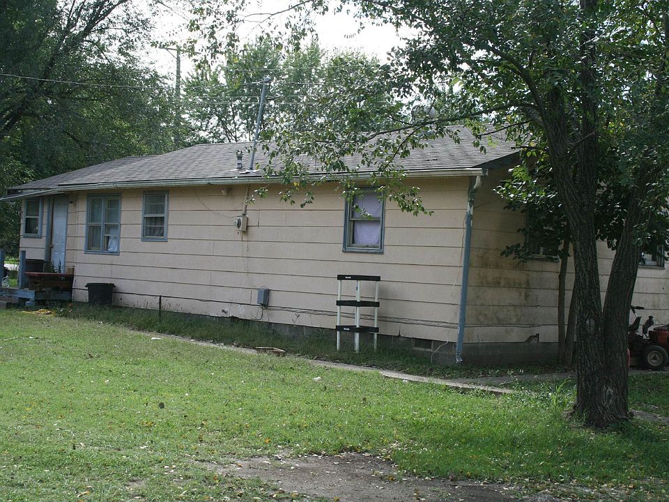 JP 401 S 6th St Rich Hill 004