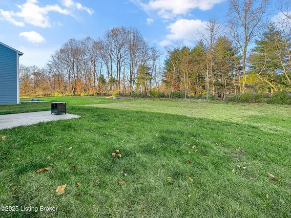 138 Sunflower Blvd, Mount Washington, KY 40047