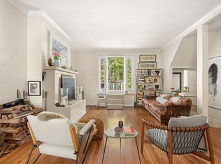 19 Vandam St APT 2, New York, NY 10013