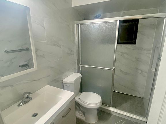 2nd image of 441 Clifton Ave #1