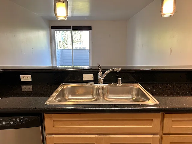 6400 Christie Ave #4220 — Photo 7