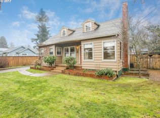 38222 Hood St, Sandy, OR 97055