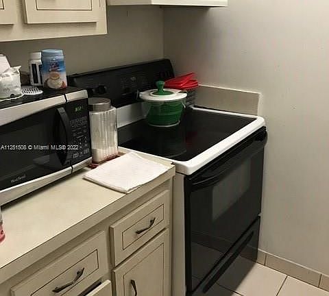 3rd image of 16215 NE 18th Ct APT 311