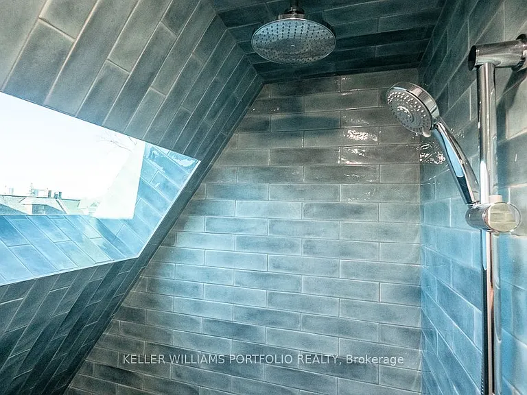 207 Beatrice St #2 — Photo 21
