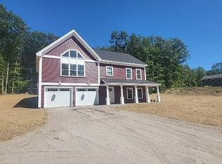 6 Raspberry Ln, Topsham, ME 04086