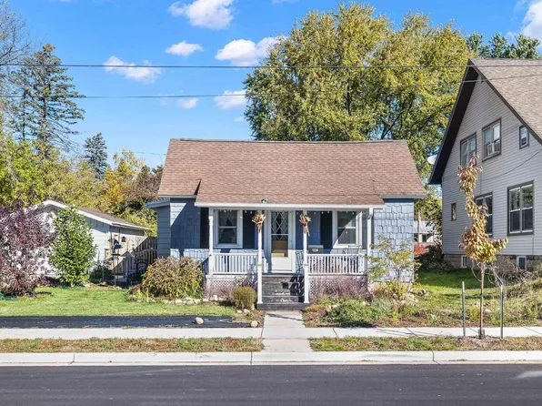 1224 WASHINGTON AVENUE, Stevens Point, WI 54481