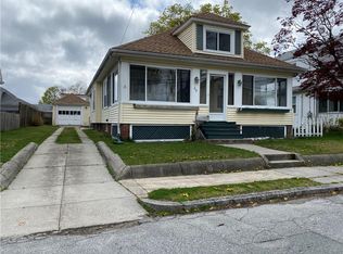 28 Richland Rd, Cranston, RI 02910