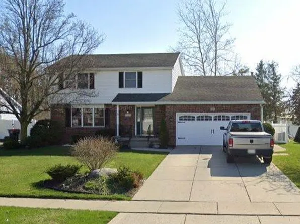 11 Hidden Trl, Lancaster, NY 14086