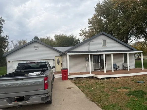 2812 360th St, Rock Valley, IA 51247