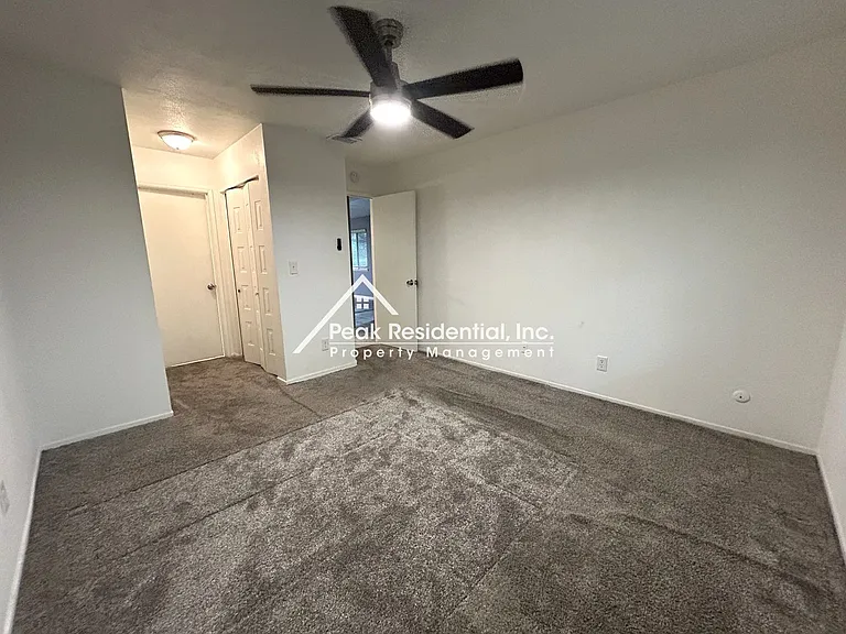 5814 Shadow Creek Dr #1 — Photo 17
