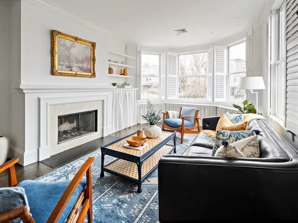 11 Walnut Ave #B, Cambridge, MA 02140