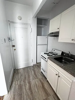 Rented by Oxford Property Group | media 14